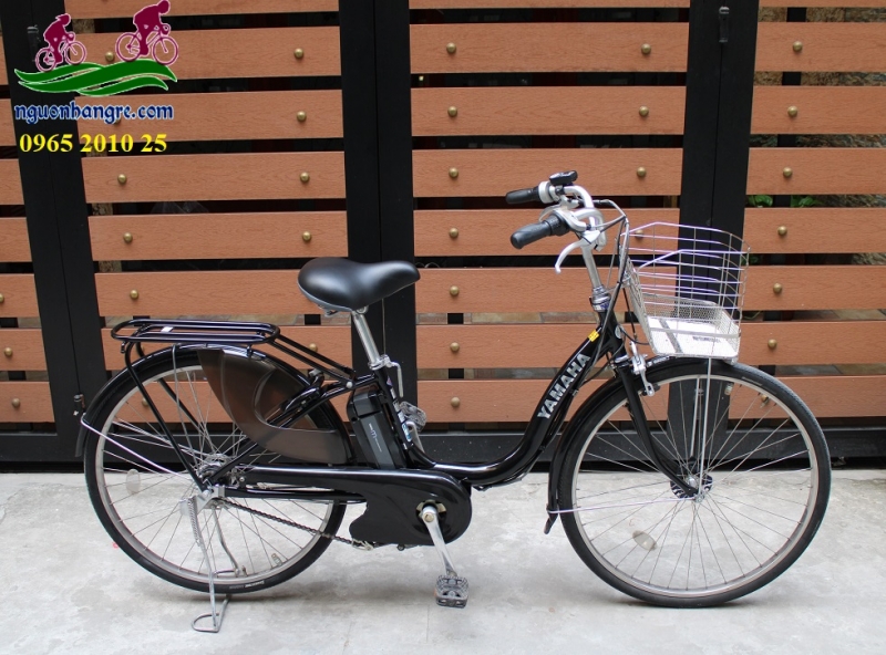 Xe đạp điện Nhật trợ lực Yamaha màu đen model 2015